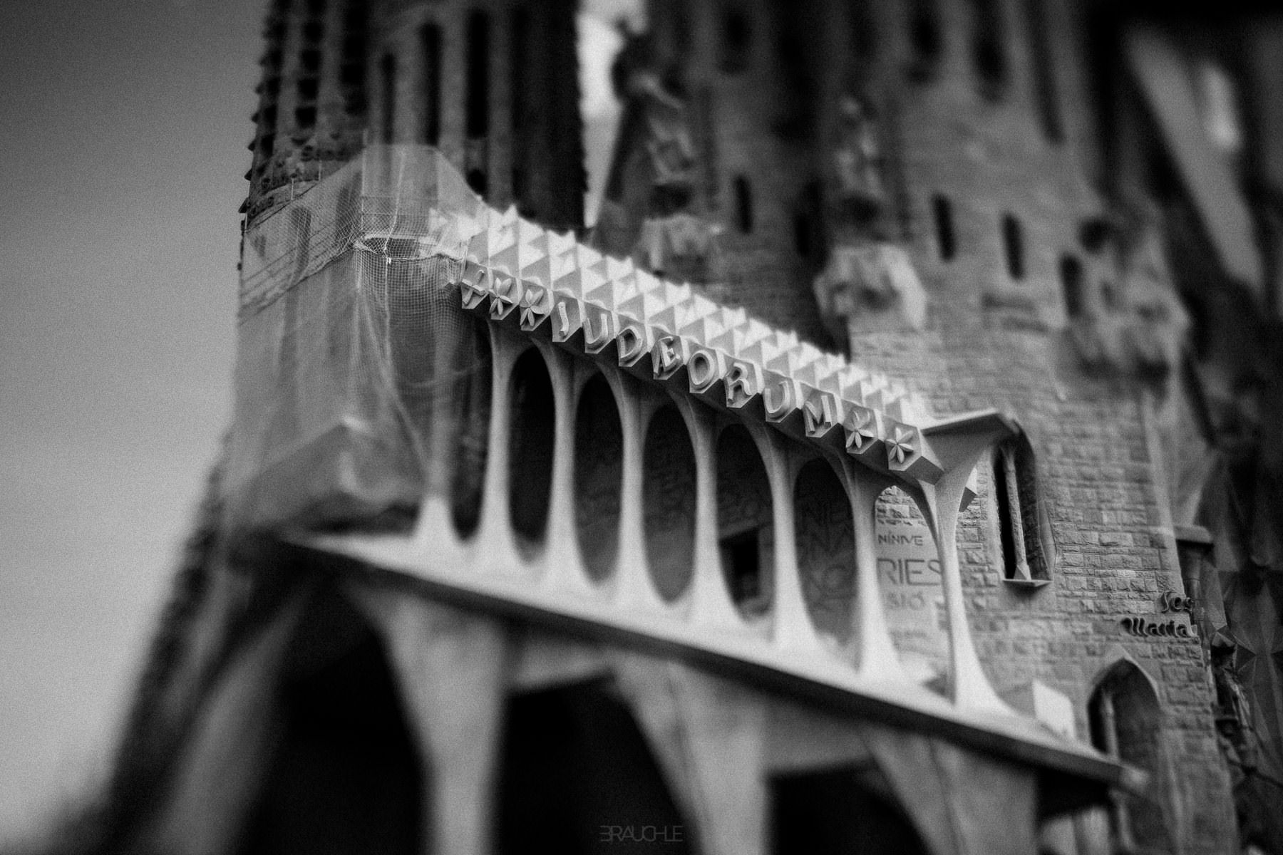 0017 barcelona la sagrada familia church gaudi - Barcelona - Sagrada Familia