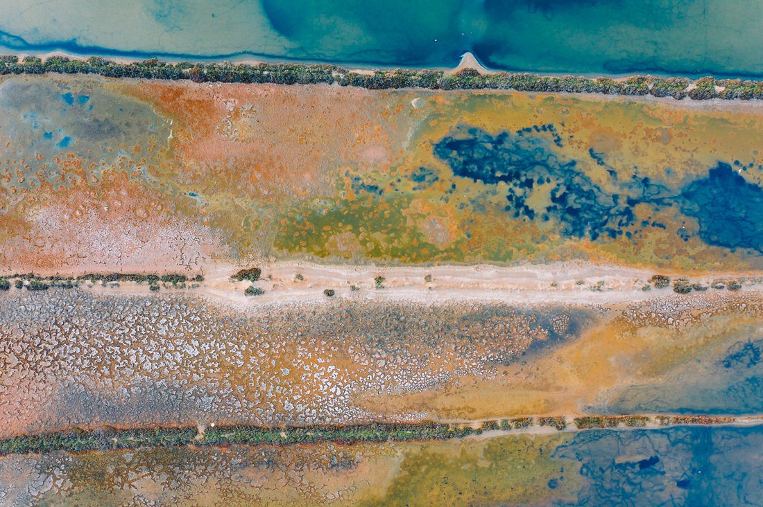 023 saltfields huelva algarve drone areal - Farben & Strukturen der Salzfelder