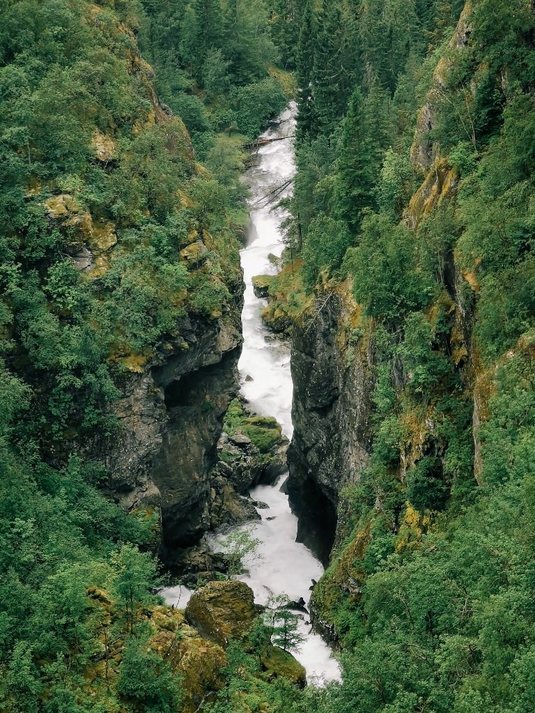 wildwasserschlucht norwegen - Fotos aus meinem Alltag