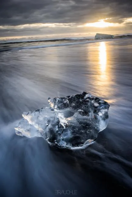 island joekulsarlon schwarzer strand 3 - Island - Schwarzer Strand beim Jökulsarlon island joekulsarlon schwarzer strand 3 - Island - Schwarzer Strand beim Jökulsarlon