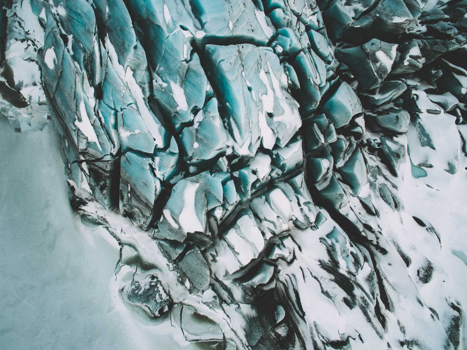 skaftafell glacier drone svinafellsjokul iceland 0010 - Island - Luftaufnahmen der Gletscherlandschaft im Skaftafell Nationalpark