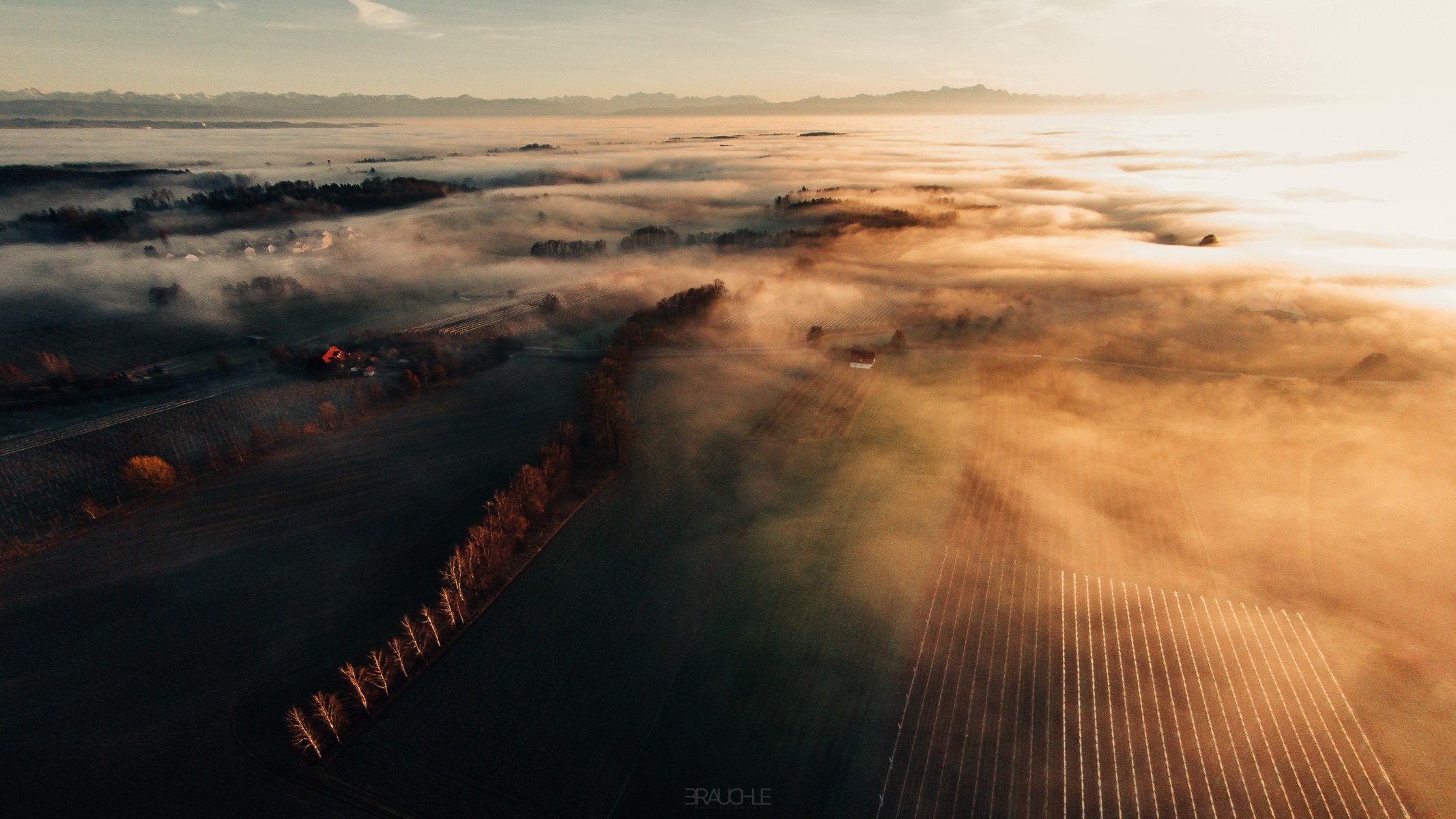 sonnenuntergang bodensee saentis luftaufnahme 0002 - Luftaufnahmen vom Sonnenuntergang über dem Bodensee