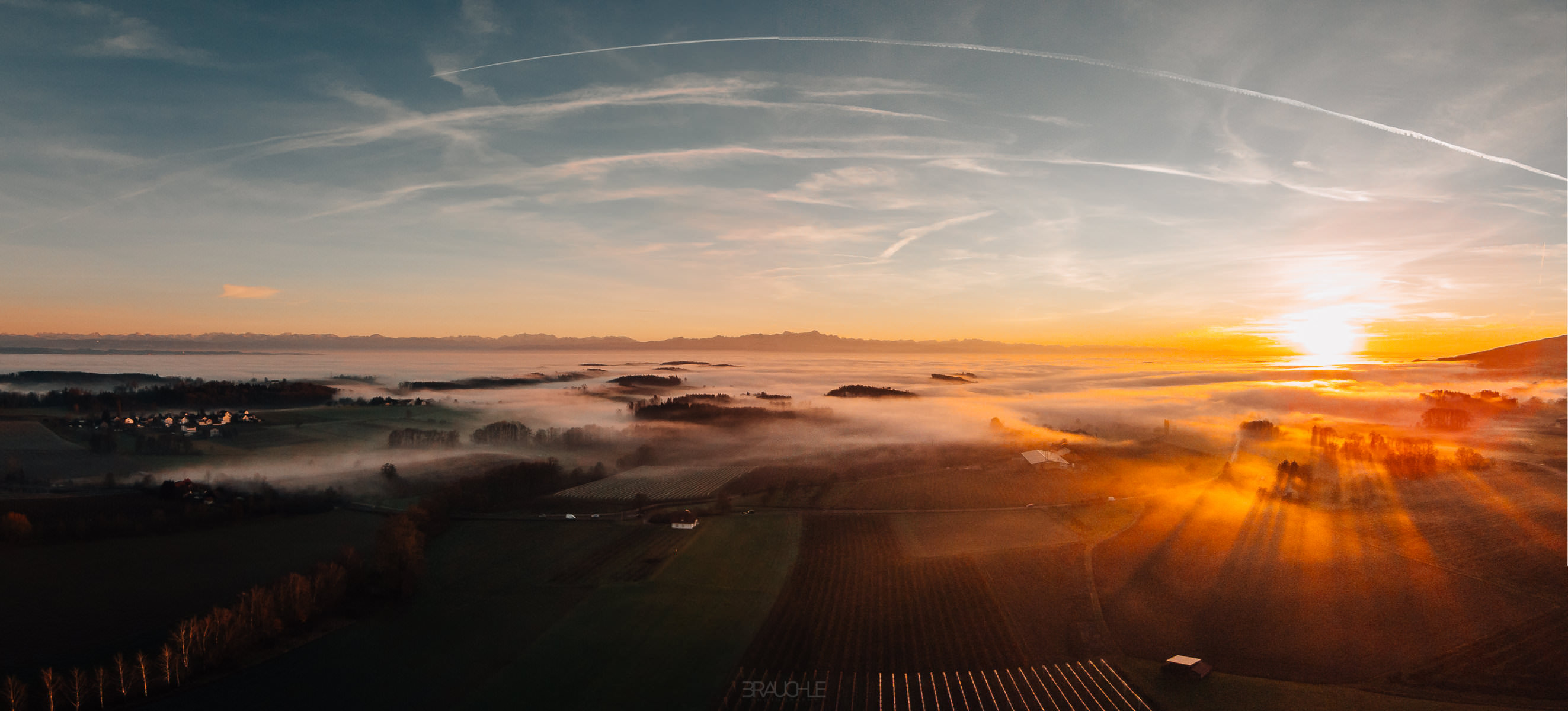 sonnenuntergang bodensee saentis luftaufnahme 0004 - Luftaufnahmen vom Sonnenuntergang über dem Bodensee