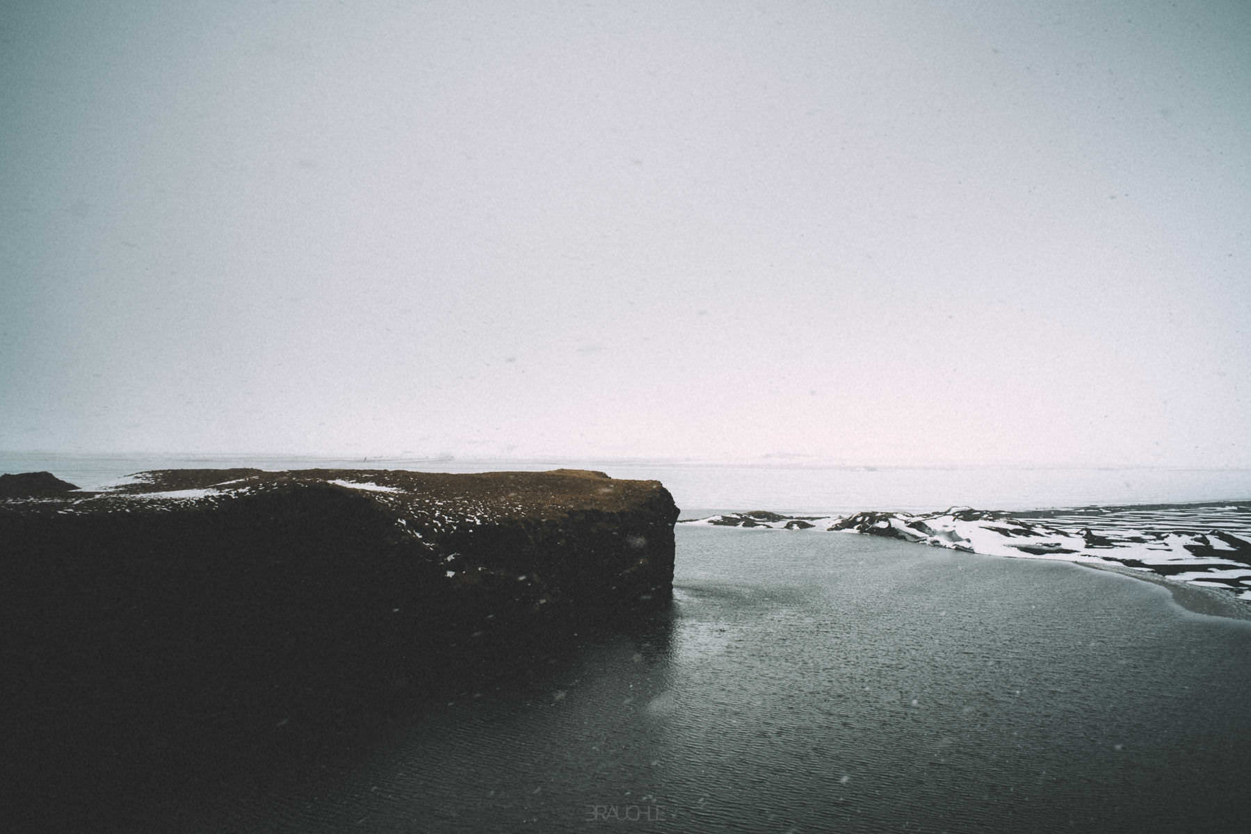 vik dyrholaey black beach iceland 0005 - Island - Basaltfelsen am schwarzen Strand von Dyrholaey